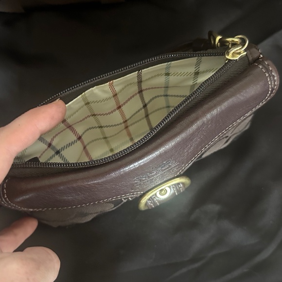 10619 Coach Carly Brown Signature Hobo Bag and Legacy Lined Wallet Wristlet - Picture 5 of 7